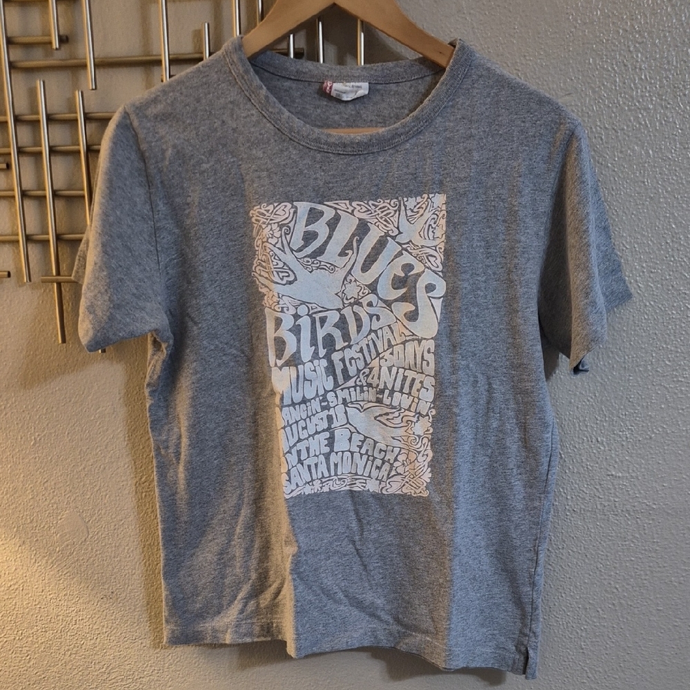 Levi's Gray Graphic Tee